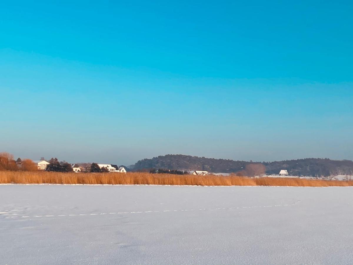 Ferienhaus Am Achterwasser Иккериц Экстерьер фото