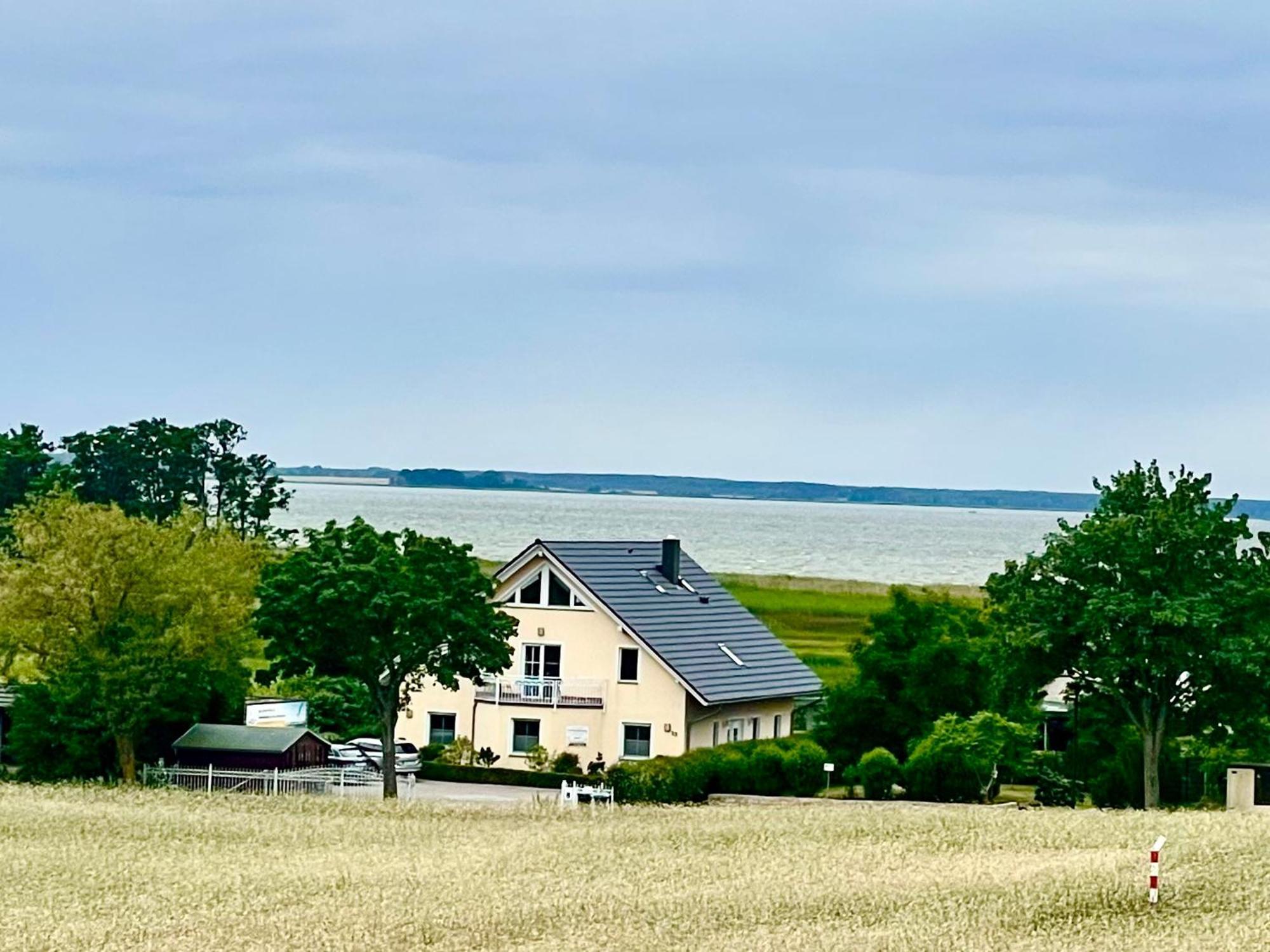 Ferienhaus Am Achterwasser Иккериц Экстерьер фото